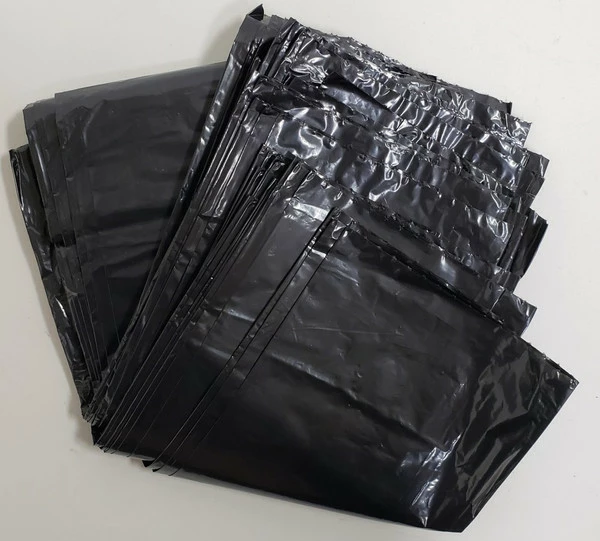 The Best Ever Poop Scooper Disposal Bucket - Refill Liners 4 The Best Ever Poop Scooper Disposal Bucket - Refill Liners - Image 4